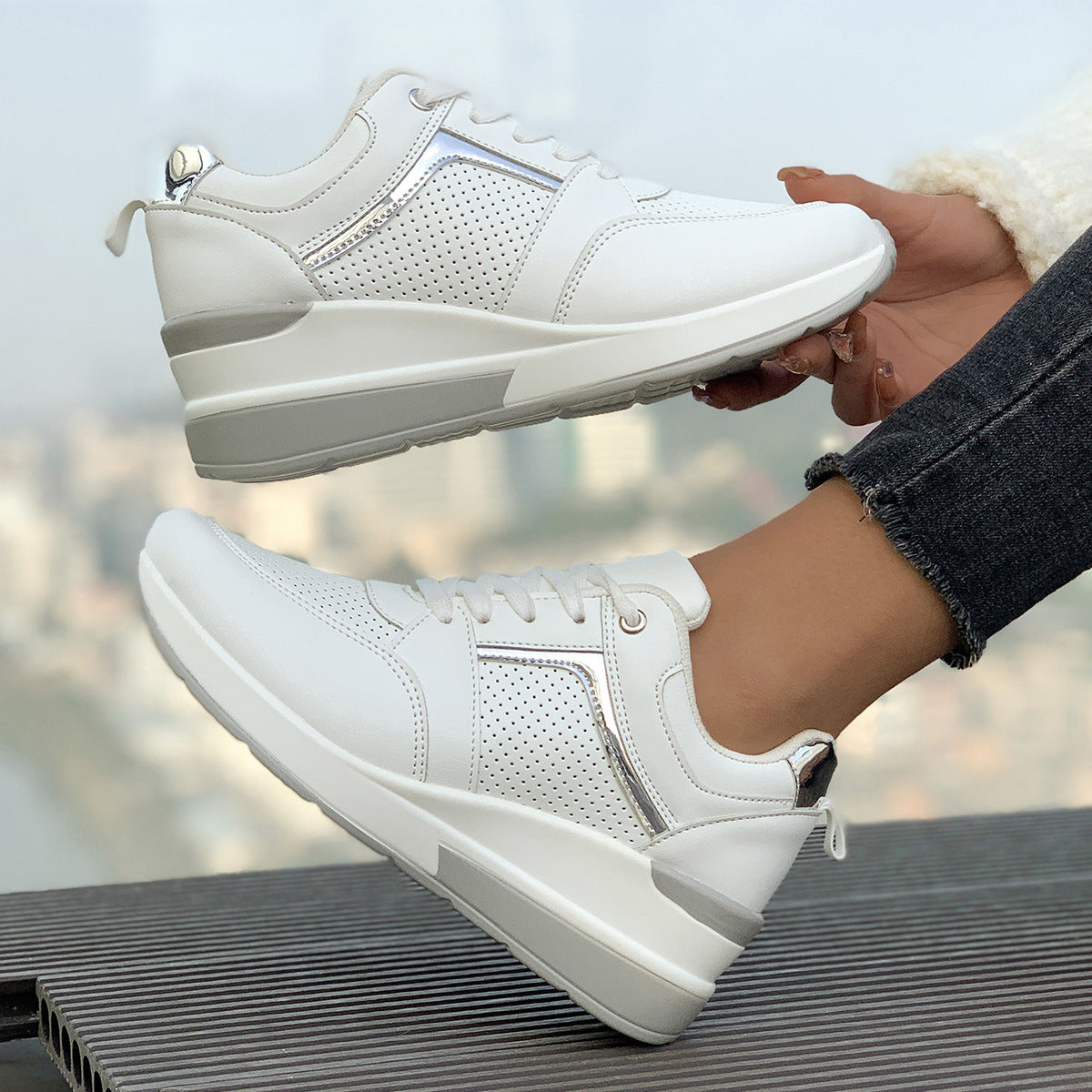 White / 9