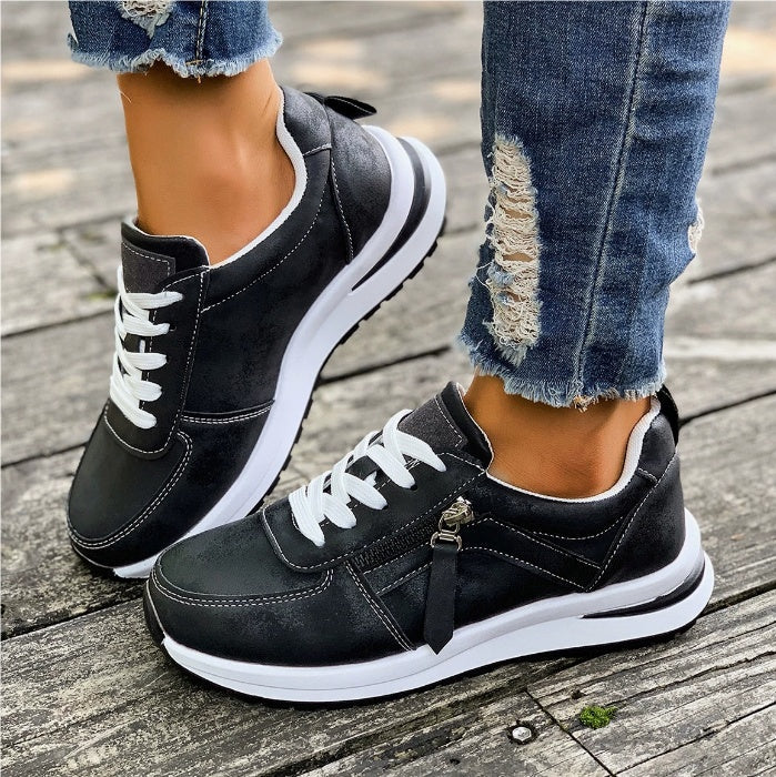 Black / 9
