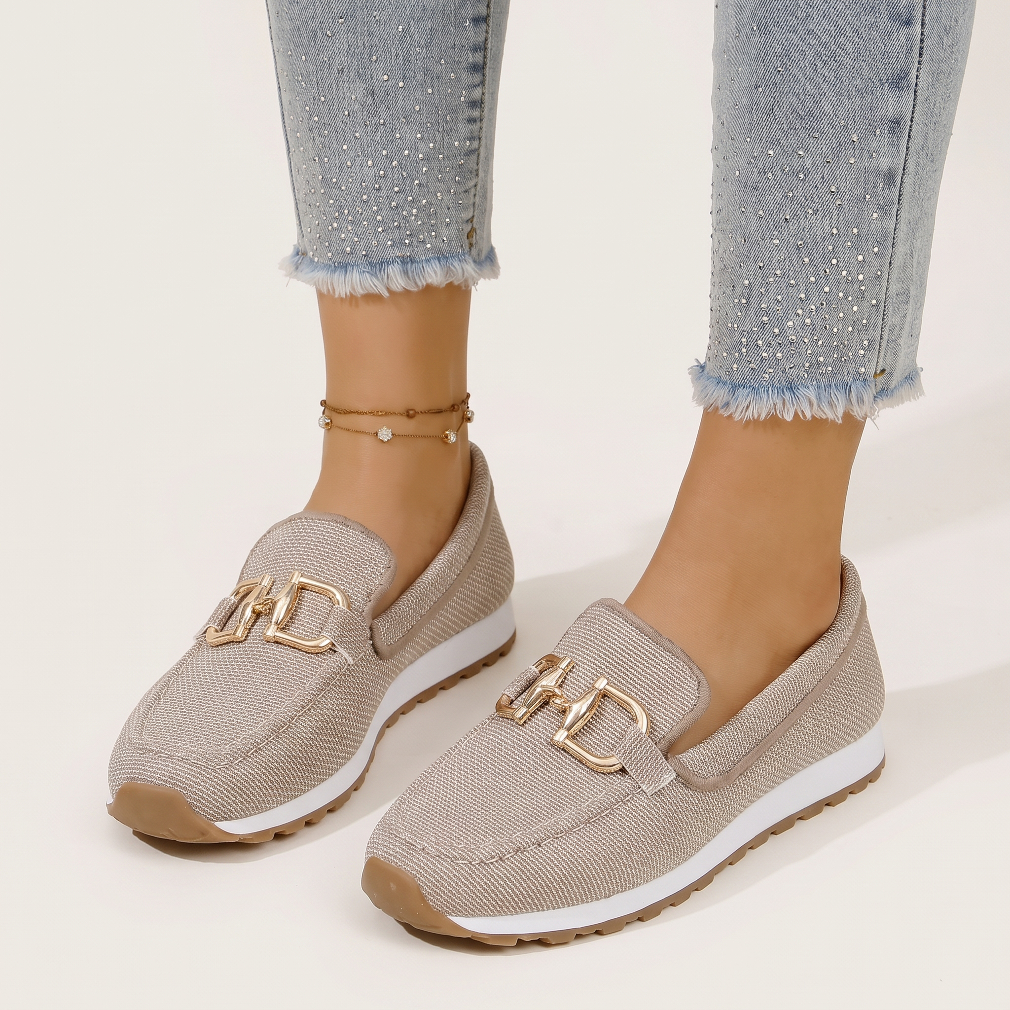 Khaki / 9